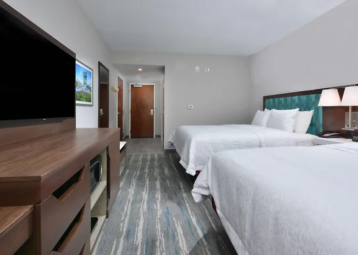 Hampton Inn & Suites Charlotte North I 485